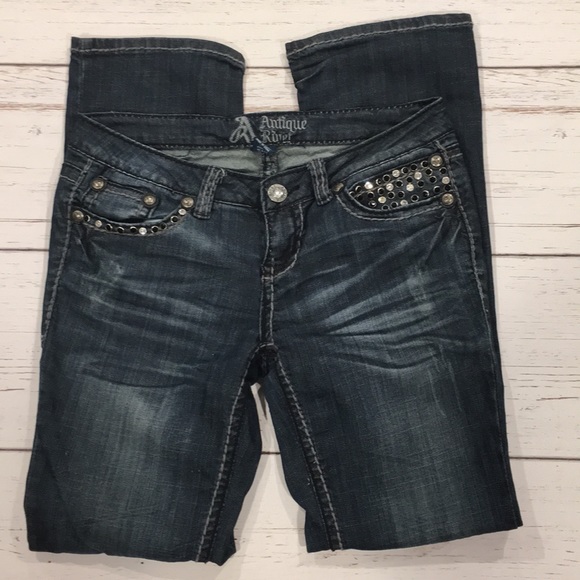 Antique Rivet | Studded Jeans - Picture 3 of 5